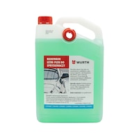 Summer windscreen washer fluid with pouring tip
