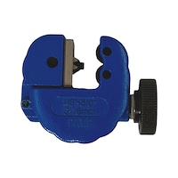 Brake line scraper