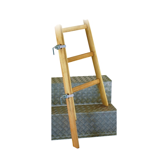 Strut extension for wooden stepladder