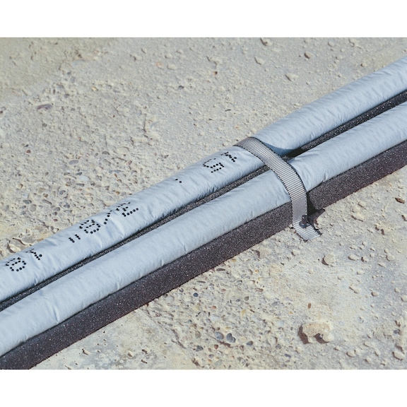 Urgo Nastro Tagliabile In Tessuto 1m X 8cm - Cerotto Resistente E Antiaderente - 5