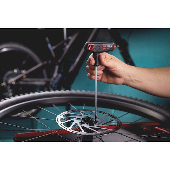 2-komponentse T-käepidemega TX võti külgotsikuga - TX VÕTI T-KÄEPIDE TX40X235MM