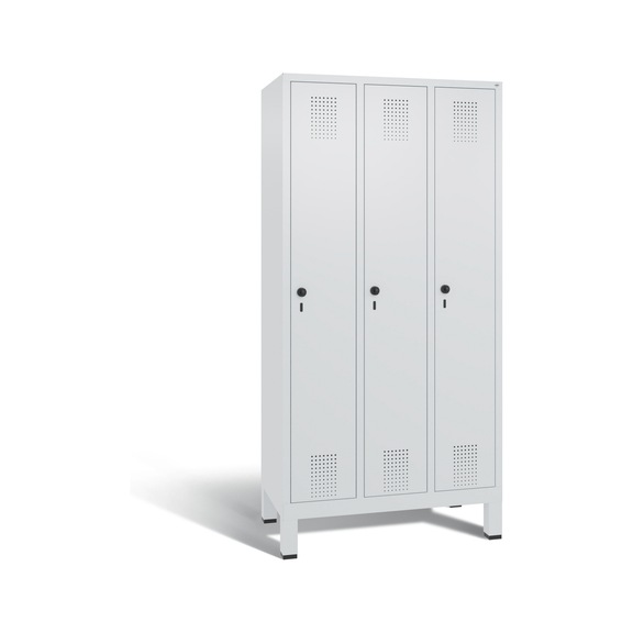 C+P Locker Evolo, 3 compartments, H1850B900D500 mm, light gray No. 48010-30|S10003 - Clothes locker (workshop)