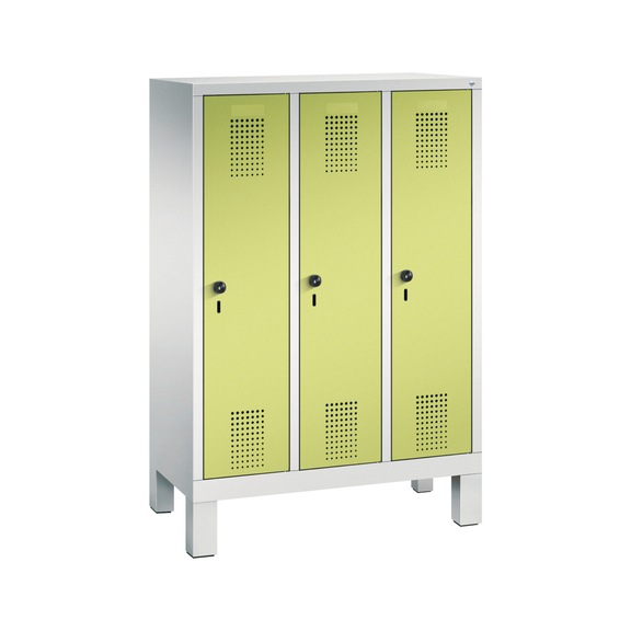 C+P Kindergarten locker Evolo, 3 compartments, H1350B900D300 mm, No. 480103-30|S10034 - Clothes locker (workshop)
