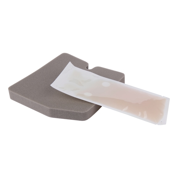 MAKITA pre-filter set contains 1 piece. Pre-filter and 1 bag of oil198172-4 - Accessories for cut-off grinders