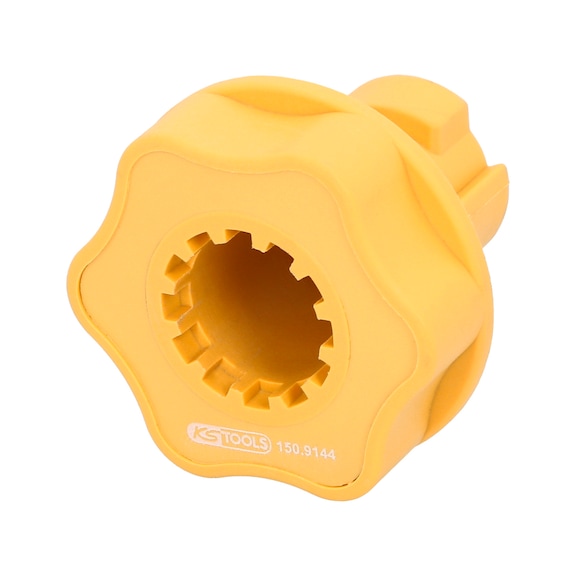 Bayonet adapter for oil filler funnel for Chrysler, Jeep and Land Rover - Adapter (standard part, toolmaking)