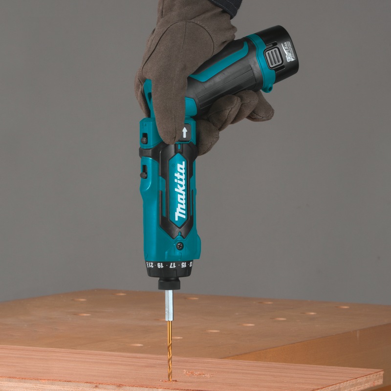 Makita DF012DSe cordless angled driver 7.2 V 1.5 Ah - DF012DSE cordless angle screwdriver