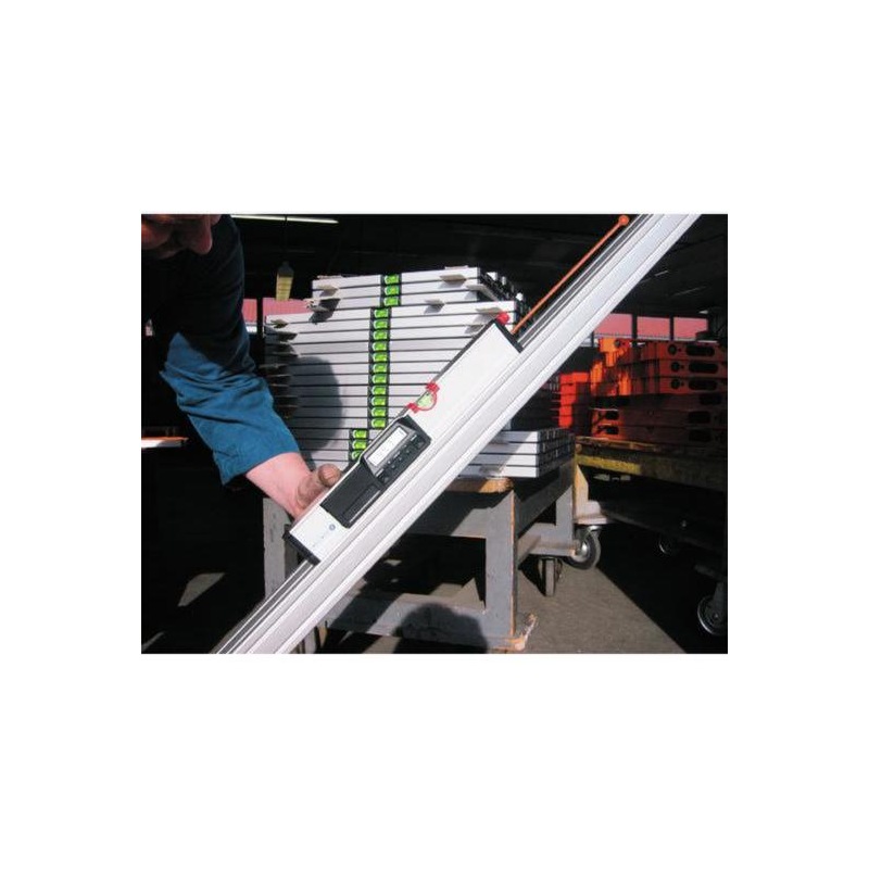 BMI electronic inclinometer with integrated laser point - Electronic inclinometer