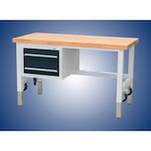HK workbenches + work tables