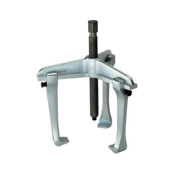 Three-arm puller with quick-adjustment puller hook