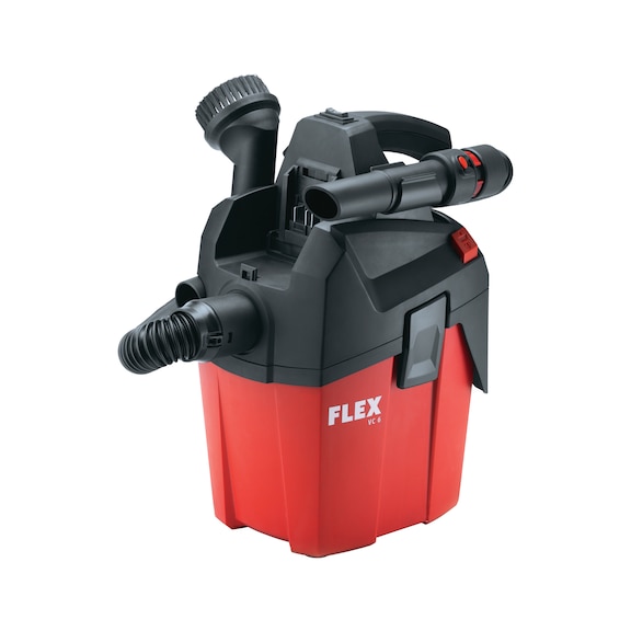 Compact vacuum cleaner with manual filter cleaning