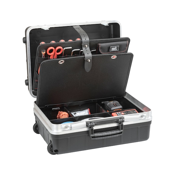 Tool case with castors
