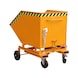 Skříňový vozík, dřevotříska 600 l, s&nbsp;vlož. z&nbsp;děr. plechu a vyp. vent., 4 kol. - Nádoby na kovové piliny, manuální vyklápění - 1