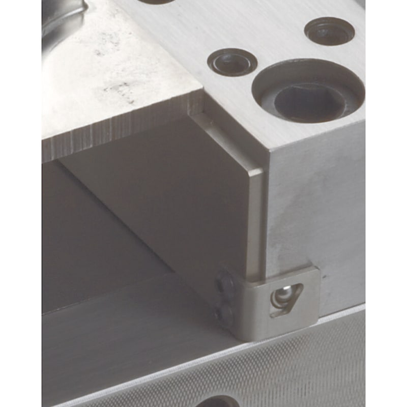ATORN 卡接式支撑条，卡接到阶梯式夹爪（高度 = 35 mm） - 卡接式梯形杆