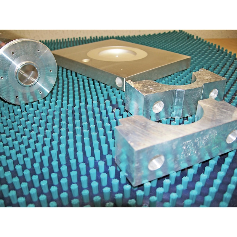 Mink bakım sistemi, fırça panelleri, fiber PA6 yüzey yükü ~ 200 kg/m³ - Fırça matı bakım sistemi