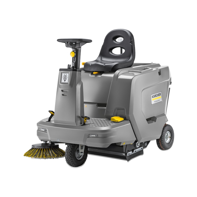 KM 85/50 R BP Pack ride-on sweeper