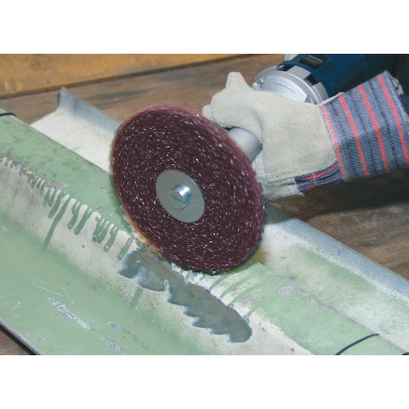 Clamping mandrel for coarse cleaning discs and fluffy - 2