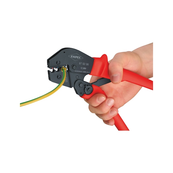 Crimping tool for insulated cable lugs and plug-in connectors - 3