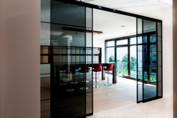 Teaser Schiebetürbeschläge