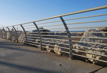 Teaser Geländer in Meeresnähe & in chlorhaltigen Schwimmbädern
