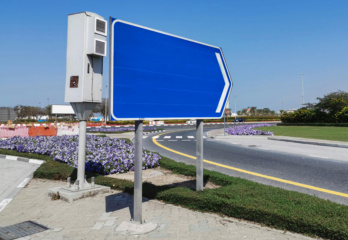 Teaser Verkehrs- & Straßenschilder